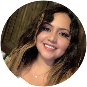 Meet your Posher, Jeannette